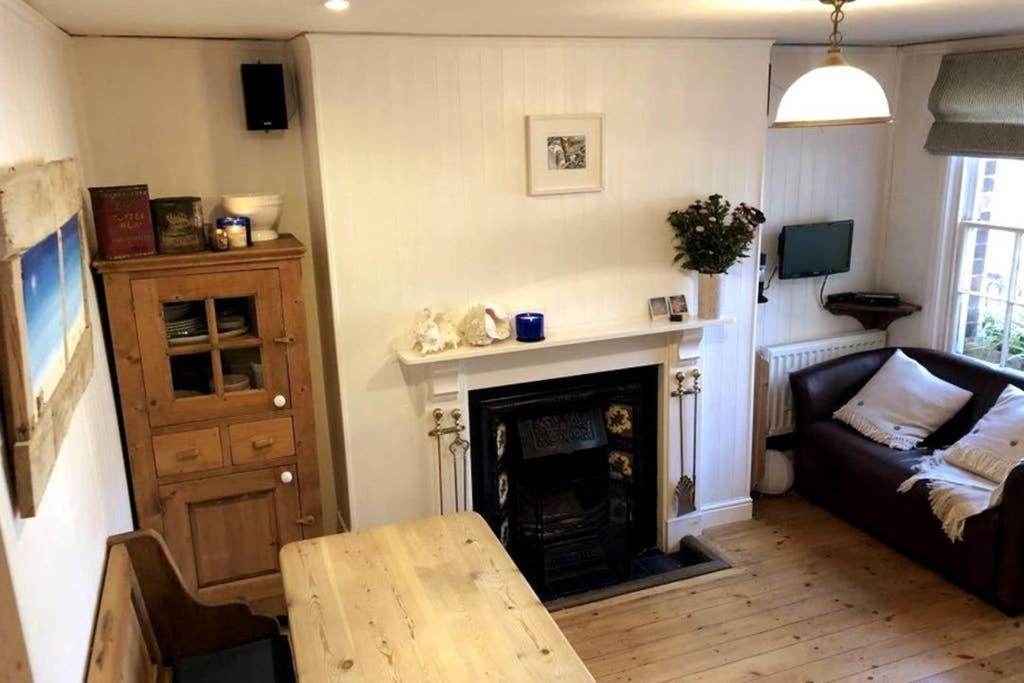 Dunsley Cottage สเตทส์ ภายนอก รูปภาพ