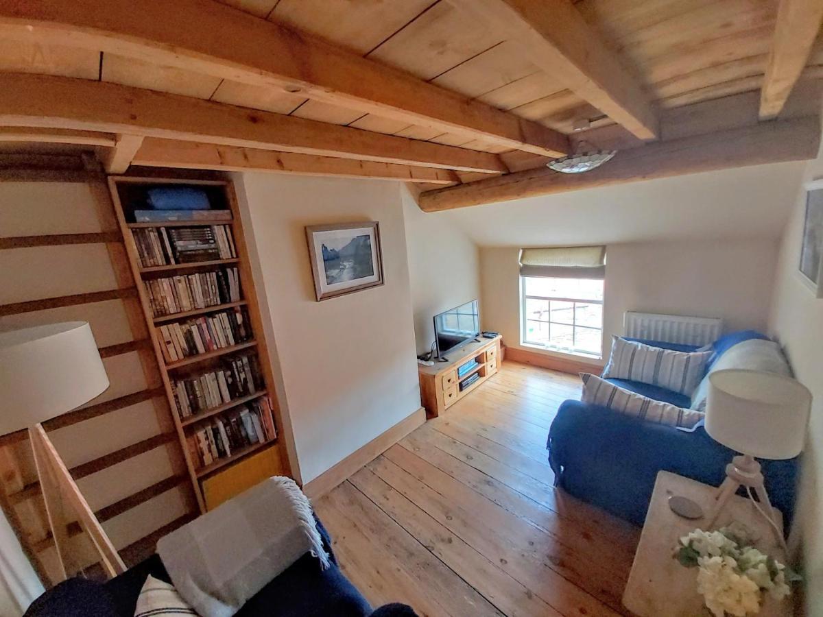 Dunsley Cottage สเตทส์ ภายนอก รูปภาพ
